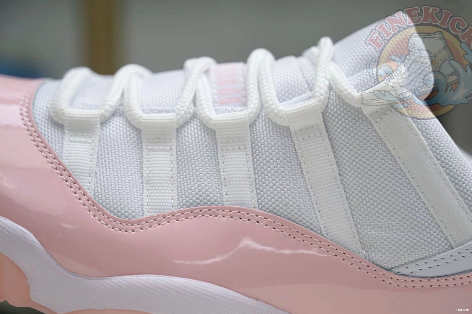 WMNS Low Jordan Jordan 11 Air 0827